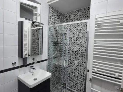 Prodaja, jednosoban stan, 32m², Centar, Novi Sad - image 9