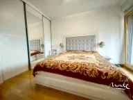 Sale, three bedroom apartment, 196m², Podgorica, Crna Gora - image 18