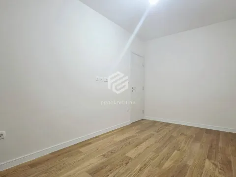 Izdavanje, jednosoban stan, 43m², Central Point, Podgorica - image 6