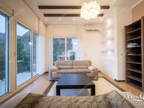 Prodaja, kuća, 103m², Risan, Kotor - image 9