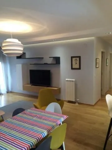 Rent, four bedroom apartment, 115m², Palilulska Pijaca, Palilula Sve Podlokacije