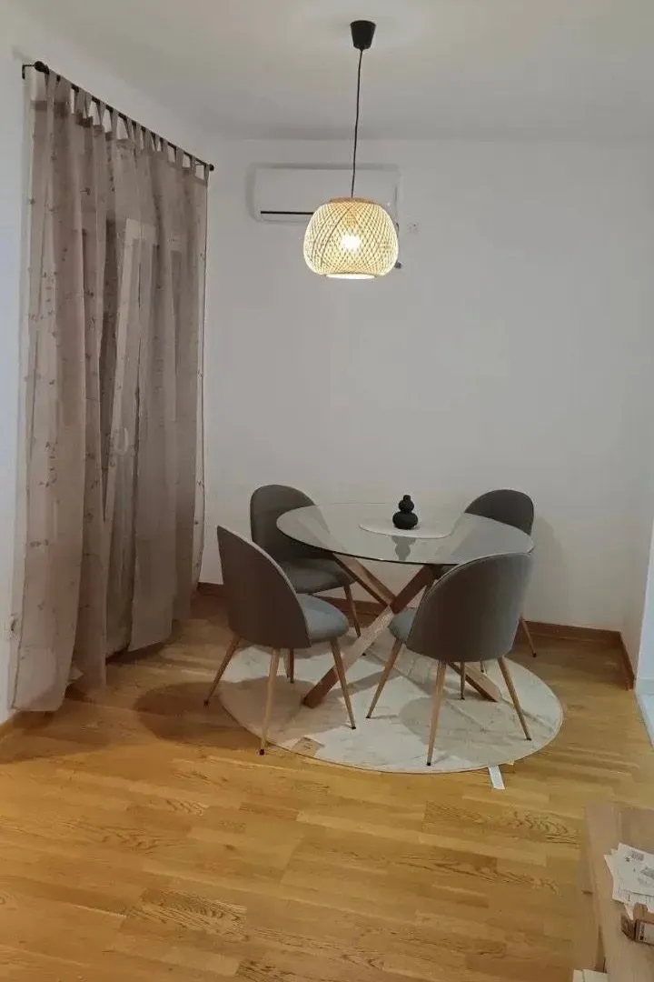 Rent, one bedroom apartment, 47m², Blok 6, Podgorica