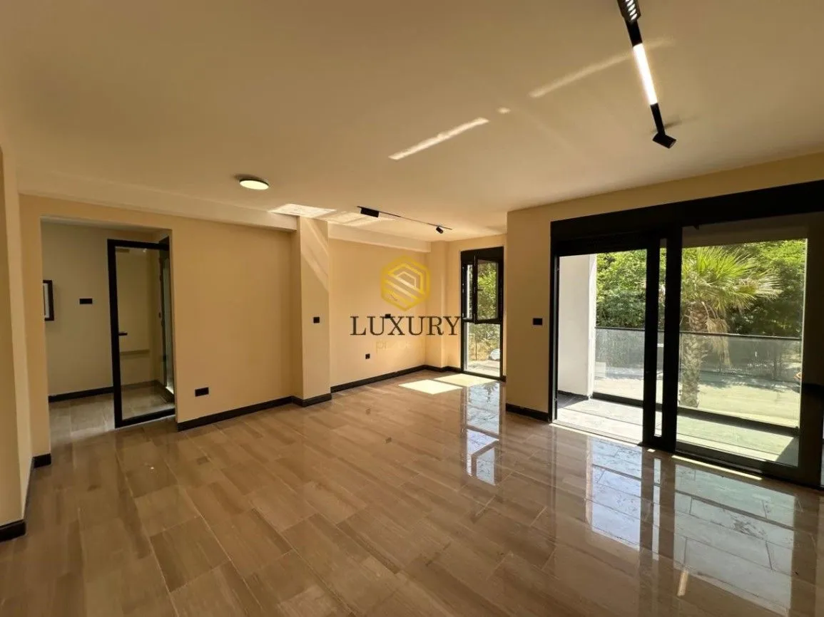Prodaja, trosoban stan, 110m², Zagorič, Podgorica