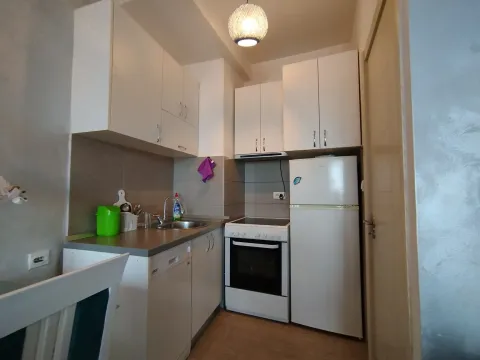 Izdavanje, stan, 50m², Kod Big Fashion-a, Podgorica - image 4