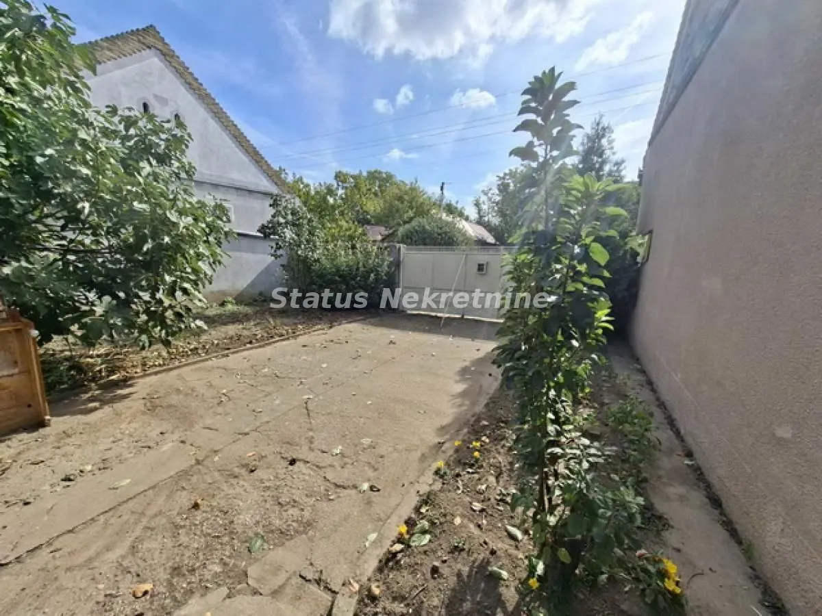 Prodaja, kuća, 257m², Mali Idjoš, Srbija