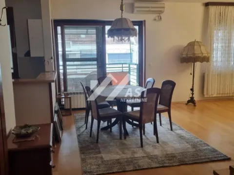 Izdavanje, trosoban stan, 105m², Centar, Novi Sad - image 2