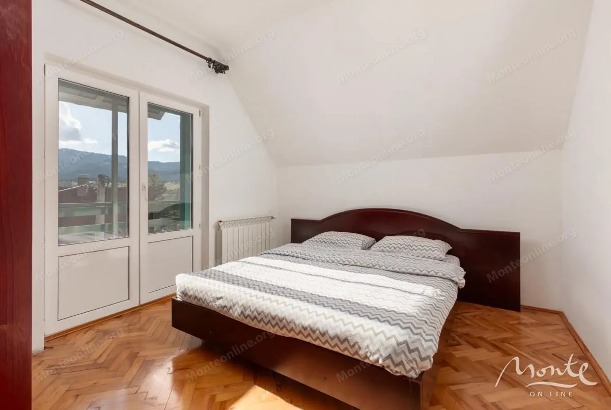 Prodaja, kuća, 200m², Žabljak, Crna Gora