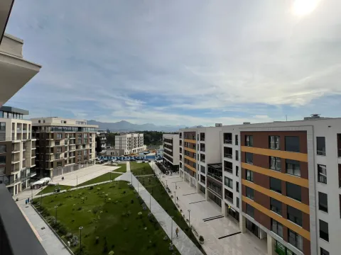 Izdavanje, jednosoban stan, 57m², Kruševac, Podgorica - image 12