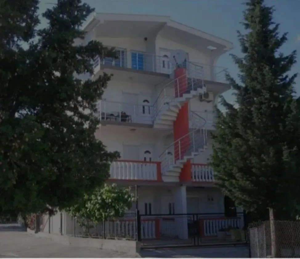 Prodaja, kuća, 328m², Čanj, Bar