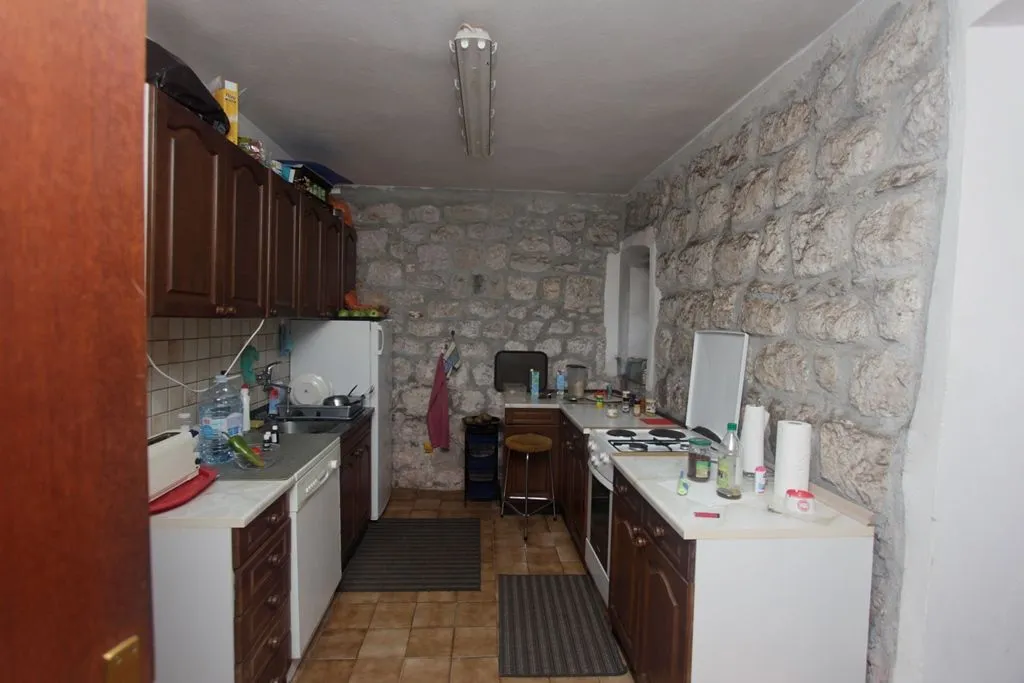 Sale, house, 230m², Prčanj, Kotor