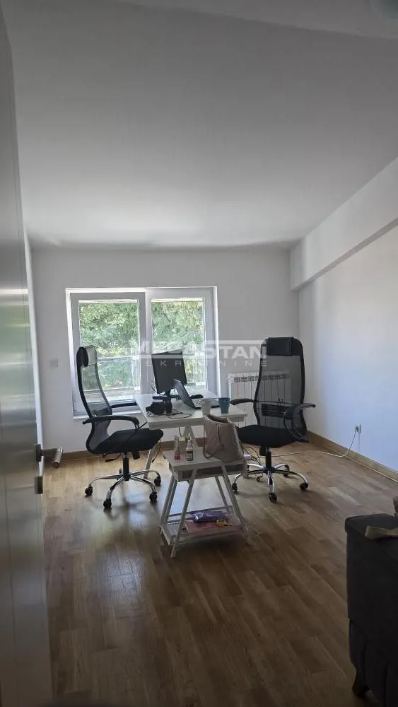 Sale, four bedroom apartment, 154m², Savski Venac, Beograd