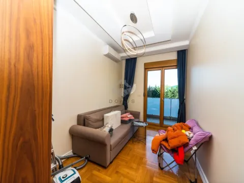 Rent, three bedroom apartment, 110m², Preko Morače, Podgorica - image 10