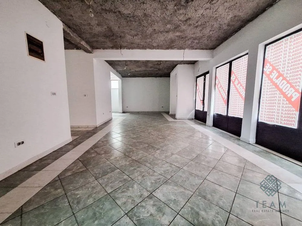 Sale, office space, 323m², Stari Aerodrom, Podgorica