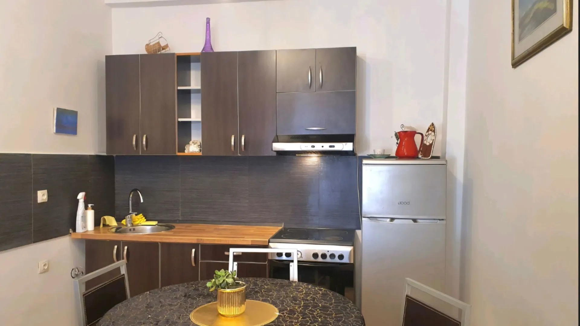 Rent, one bedroom apartment, 70m², Bečići, Budva