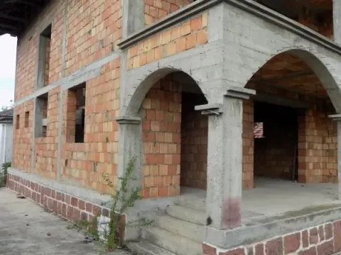 Prodaja, kuća, 200m², Ćuprija, Srbija