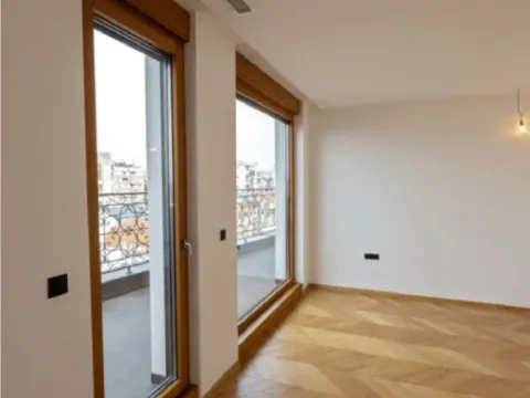 Sale, five bedroom apartment, 193m², Južni Bulevar, Vračar Sve Podlokacije - image 8