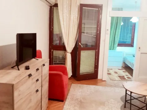 Rent, one bedroom apartment, 37m², Centar, Bar - image 3