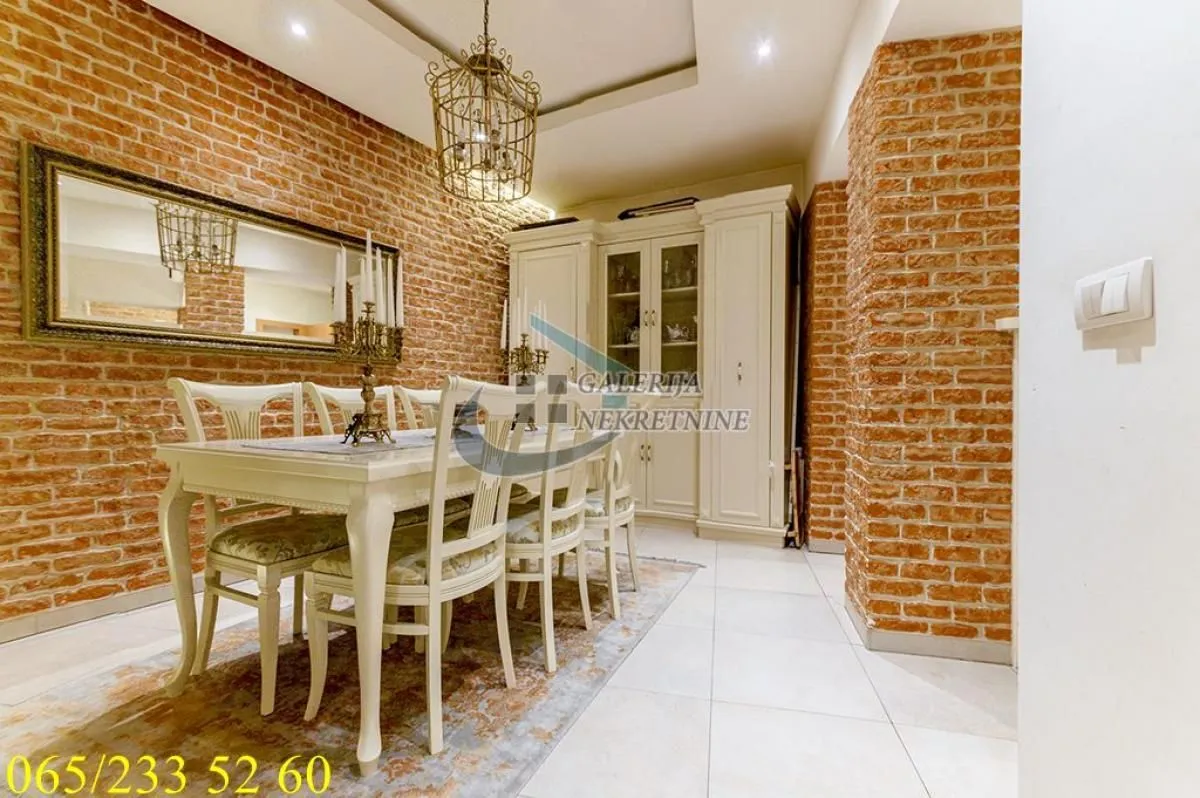 Sale, three bedroom apartment, 95m², Stari Grad, Beograd