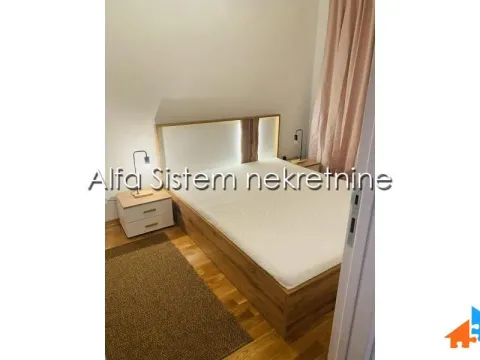 Rent, two bedroom apartment, 43m², Tašmajdan, Palilula Sve Podlokacije - image 12
