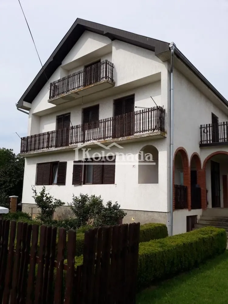 Sale, house, 377m², Centar, Inđija