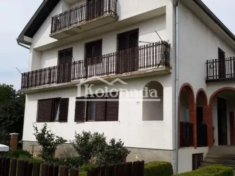 Prodaja, kuća, 377m², Centar, Inđija - image 3