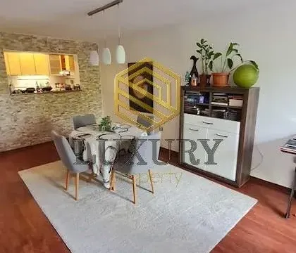 Prodaja, dvosoban stan, 80m², Malo Brdo, Podgorica - image 2