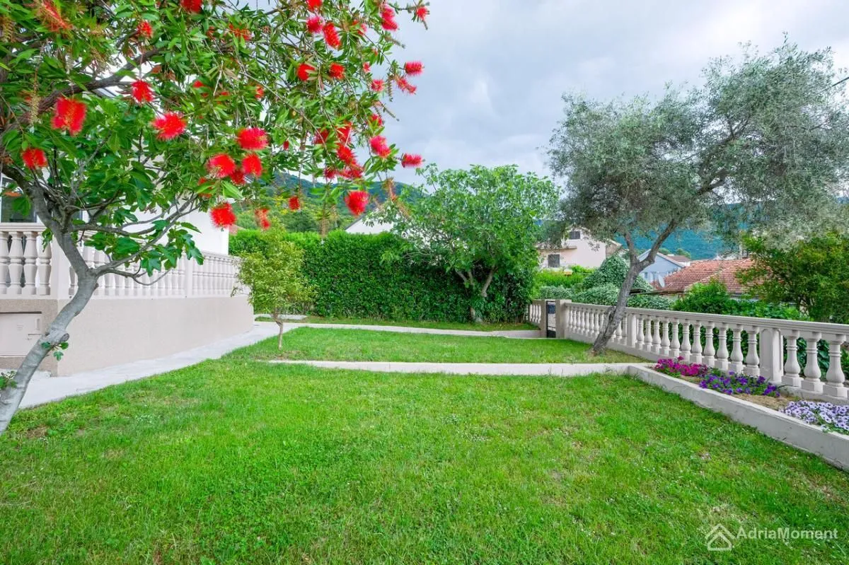 Prodaja, kuća, 118m², Tivat, Crna Gora
