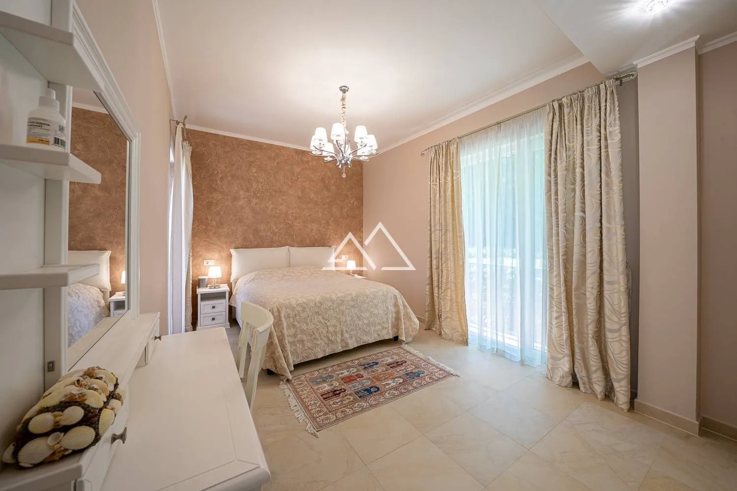 Prodaja, trosoban stan, 129m², Orahovac, Kotor