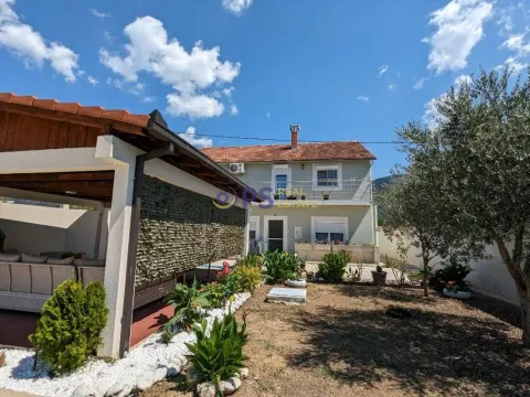 Prodaja, kuća, 200m², Bar, Crna Gora - image 2