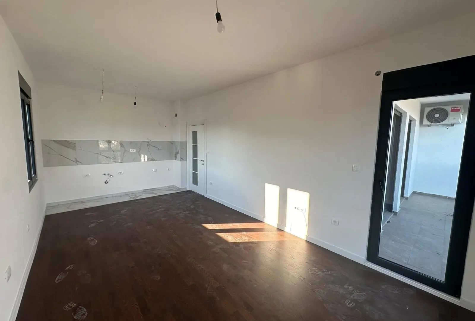 Prodaja, trosoban stan, 66m², Central Point, Podgorica