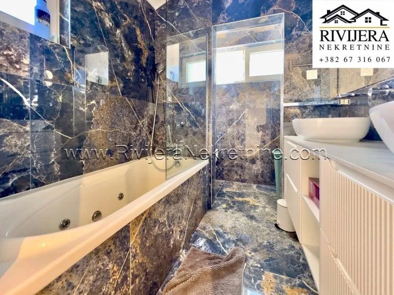 Prodaja, kuća, 192m², Đenovići, Herceg Novi