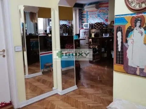 Prodaja, trosoban stan, 105m², Vračar Sve Podlokacije, Beograd - image 10