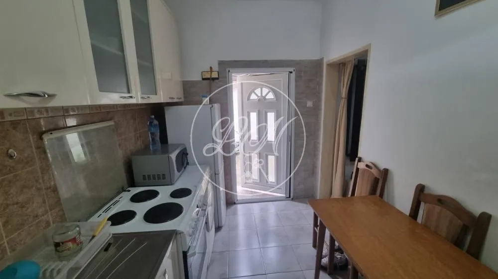 Prodaja, jednosoban stan, 26m², Zemun Centar, Zemun Sve Podlokacije