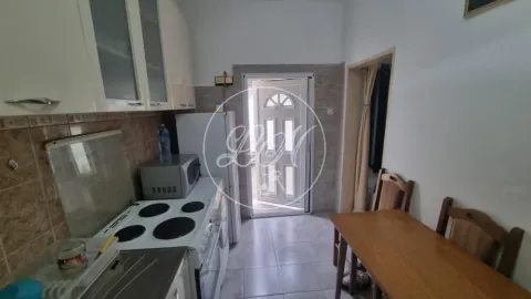Prodaja, jednosoban stan, 26m², Zemun Centar, Zemun Sve Podlokacije - image 9