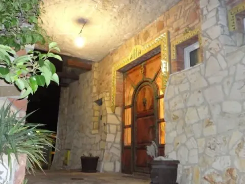 Prodaja, kuća, 587m², Sremska Kamenica, Petrovaradin - image 14