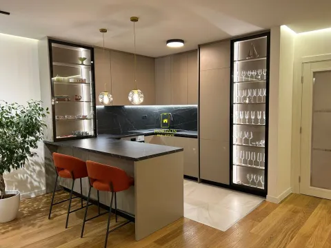 Rent, two bedroom apartment, 108m², Central Point, Podgorica - image 1