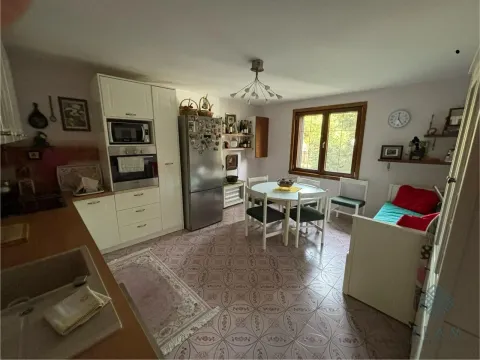 Prodaja, dvosoban stan, 117m², Sutomore, Bar - image 5