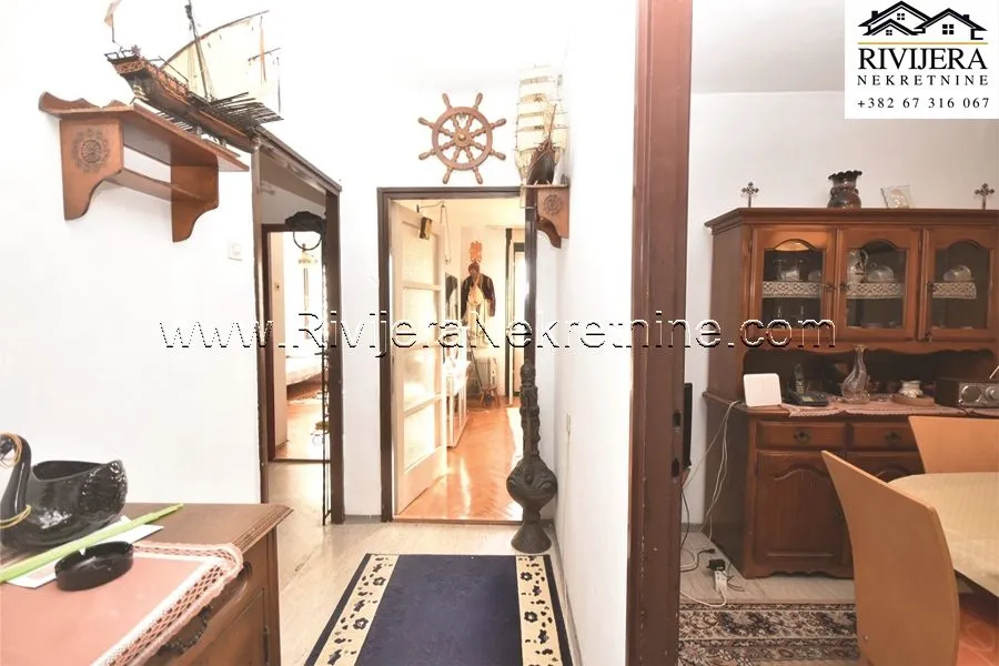 Prodaja, dvosoban stan, 73m², Centar, Herceg Novi