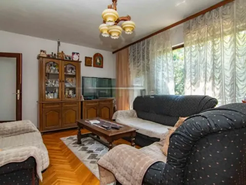 Sale, house, 110m², Zabjelo, Podgorica