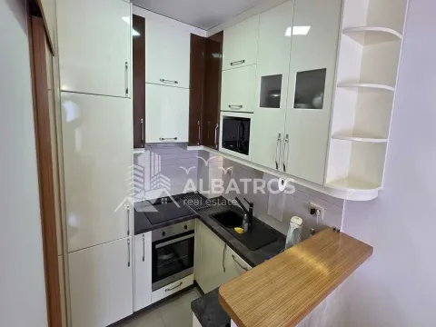 Izdavanje, jednosoban stan, 47m², Centar, Bar - image 5