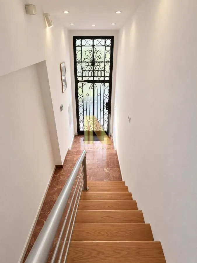 Rent, office space, 158m², Centar, Novi Sad