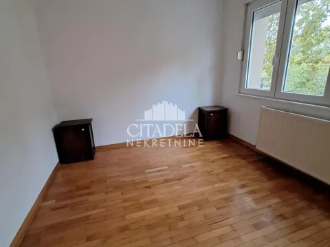 Rent, three bedroom apartment, 75m², Profesorska Kolonija, Palilula Sve Podlokacije - image 7