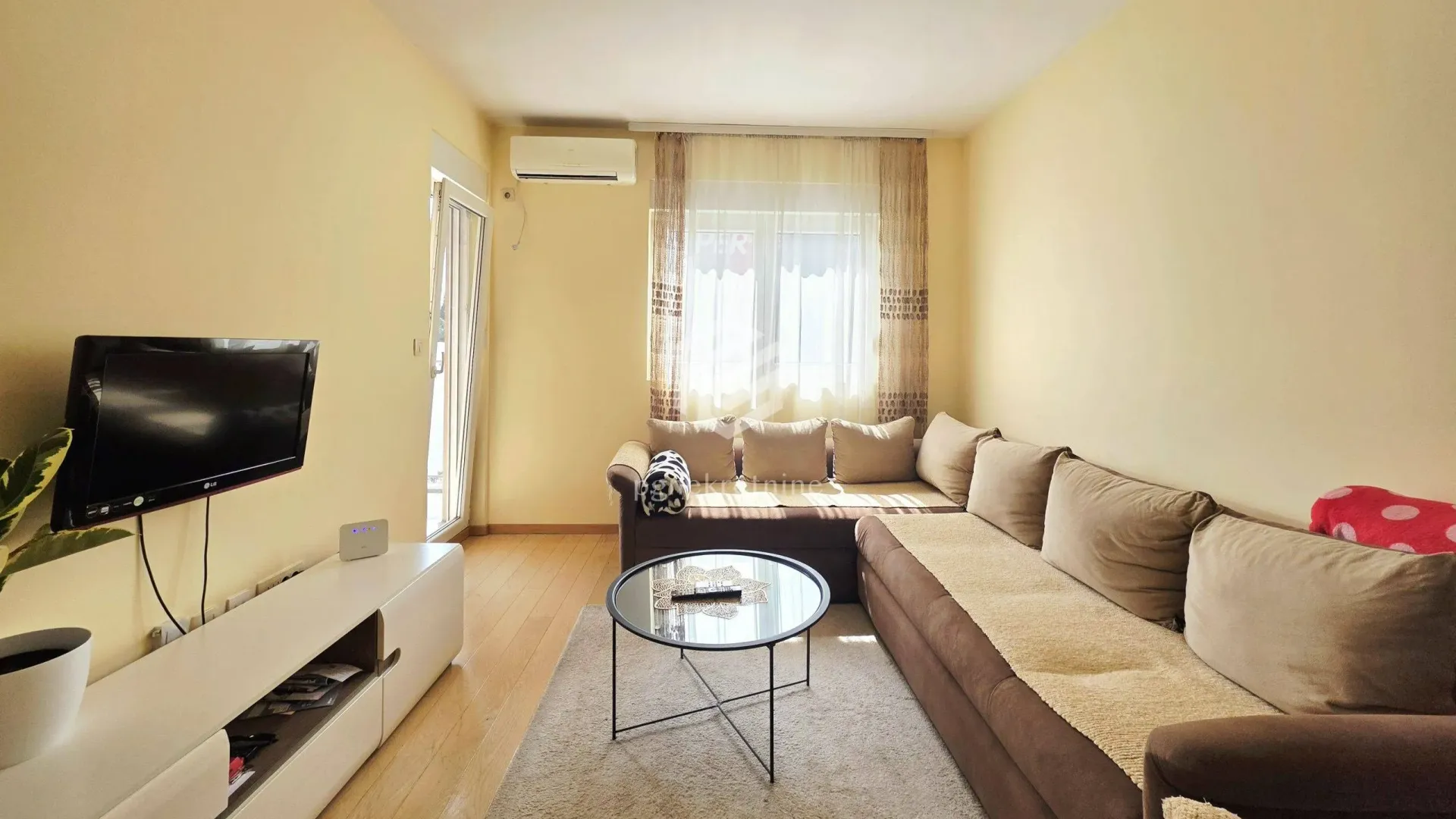 Rent, one bedroom apartment, 46m², City Kvart, Podgorica