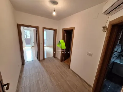 Izdavanje, četvorosoban stan, 116m², Palilula, Niš - image 12