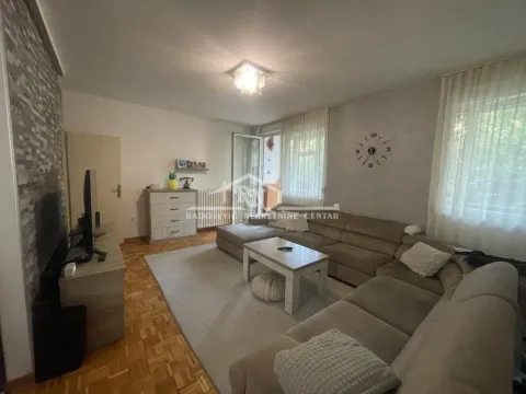 Stan in Palilula Sve Podlokacije