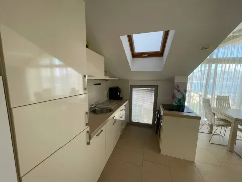 Prodaja, dvosoban stan, 84m², Đenovići, Herceg Novi - image 8