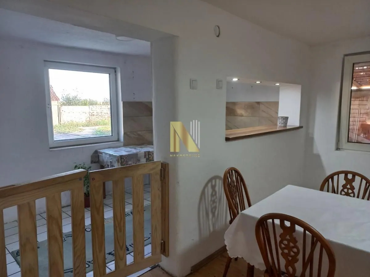 Prodaja, kuća, 67m², Kisač, Novi Sad Sve Podlokacije