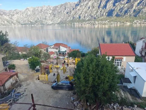 Sale, apartment, 55m², Prčanj, Kotor - image 1