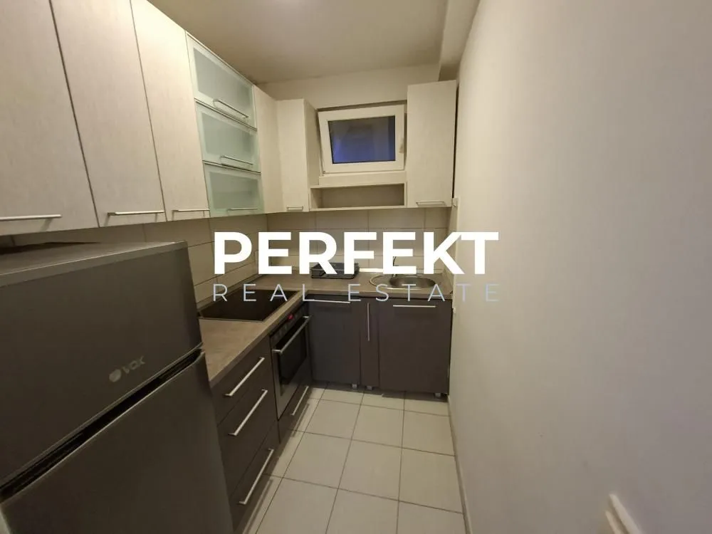 Izdavanje, jednosoban stan, 44m², Kotež 1, Pančevo