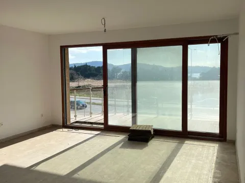 Prodaja, dvosoban stan, 90m², Šušanj, Bar - image 7